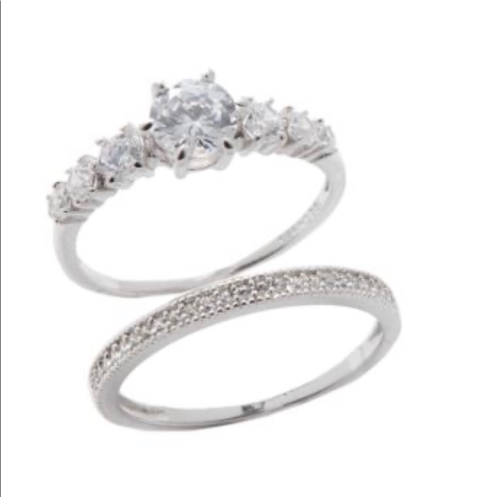 Sterling silver zirconia ring